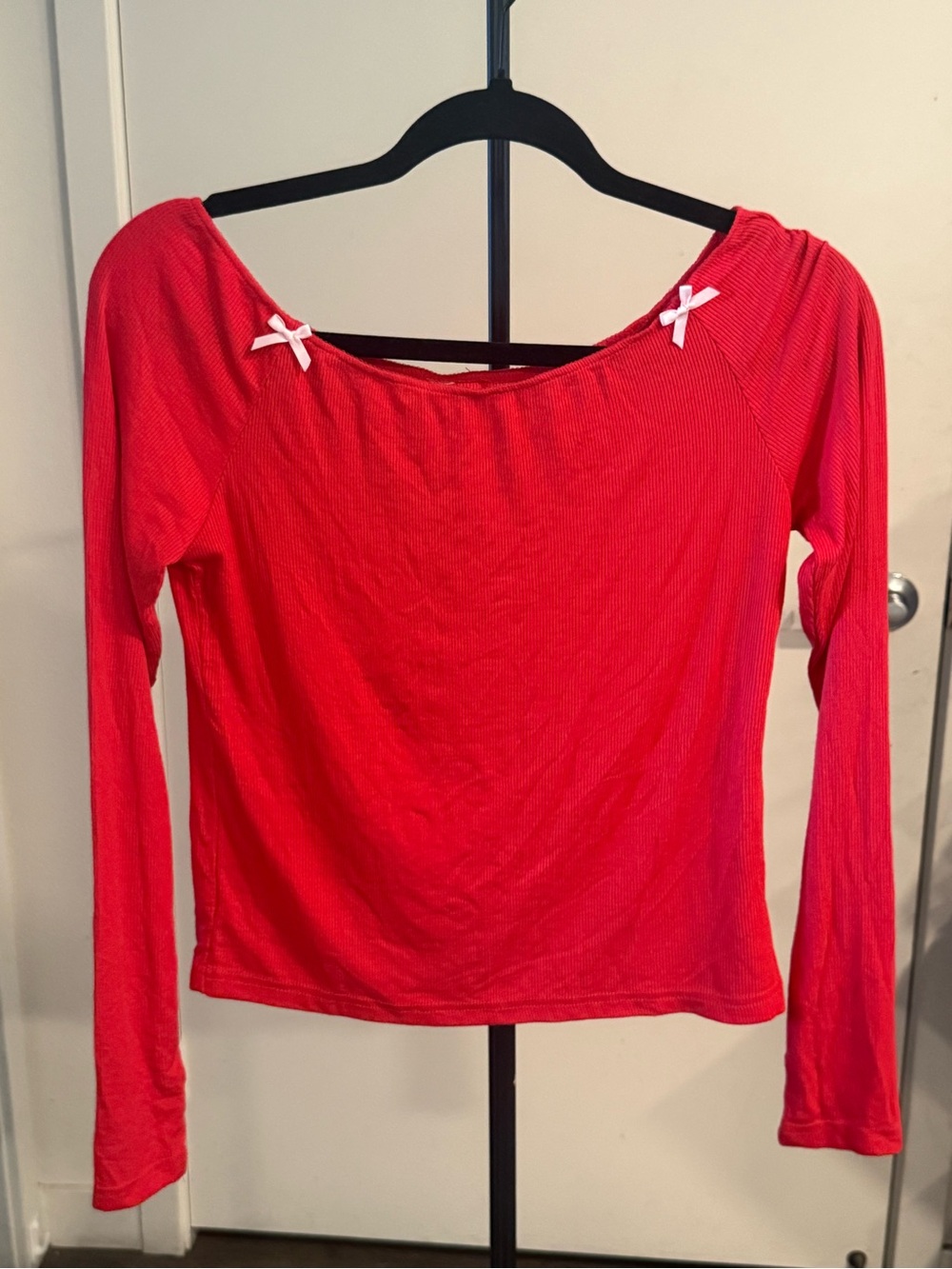 Women's Red Long-Sleeve Scoop Neck Top with Shoulder Bows